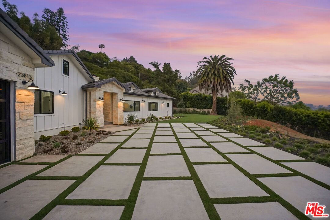 23813 Harbor Vista Dr