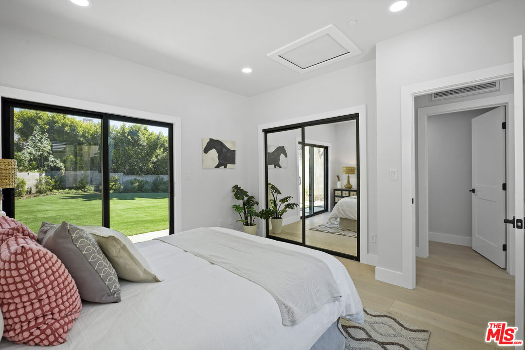 23813 Harbor Vista Dr