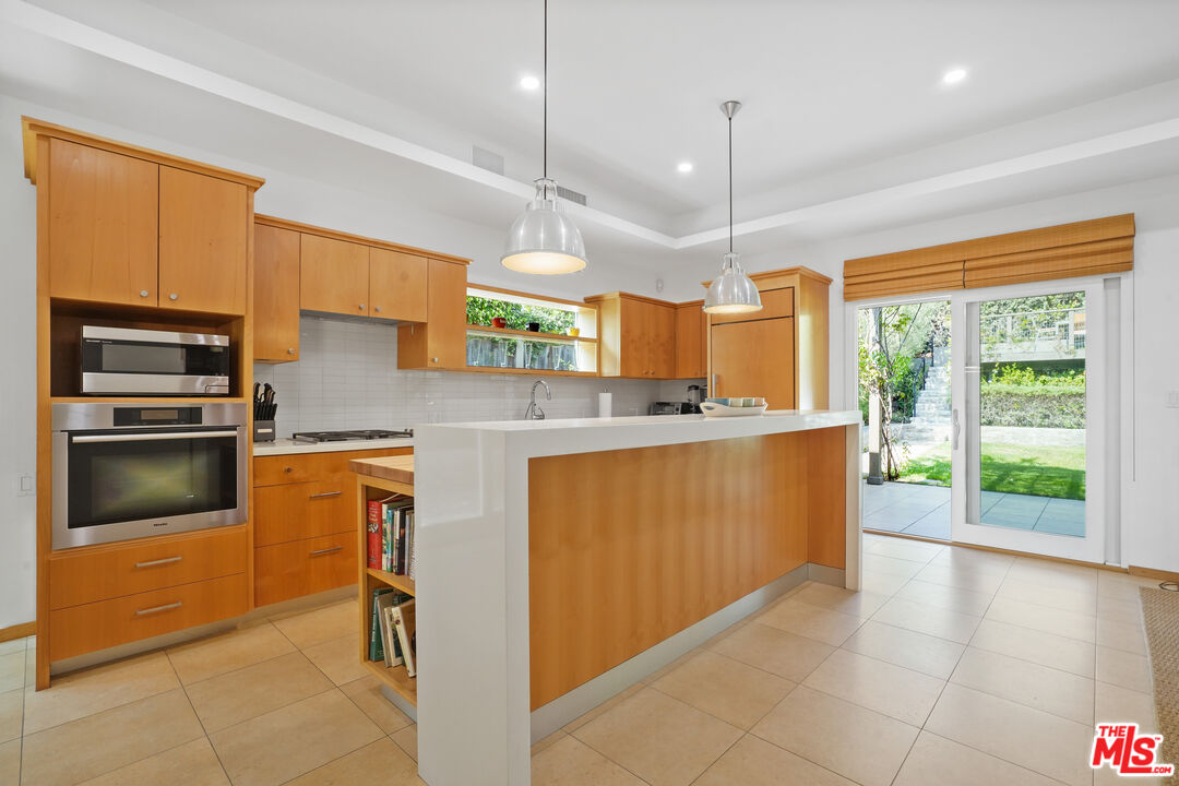 31777 Broad Beach Rd