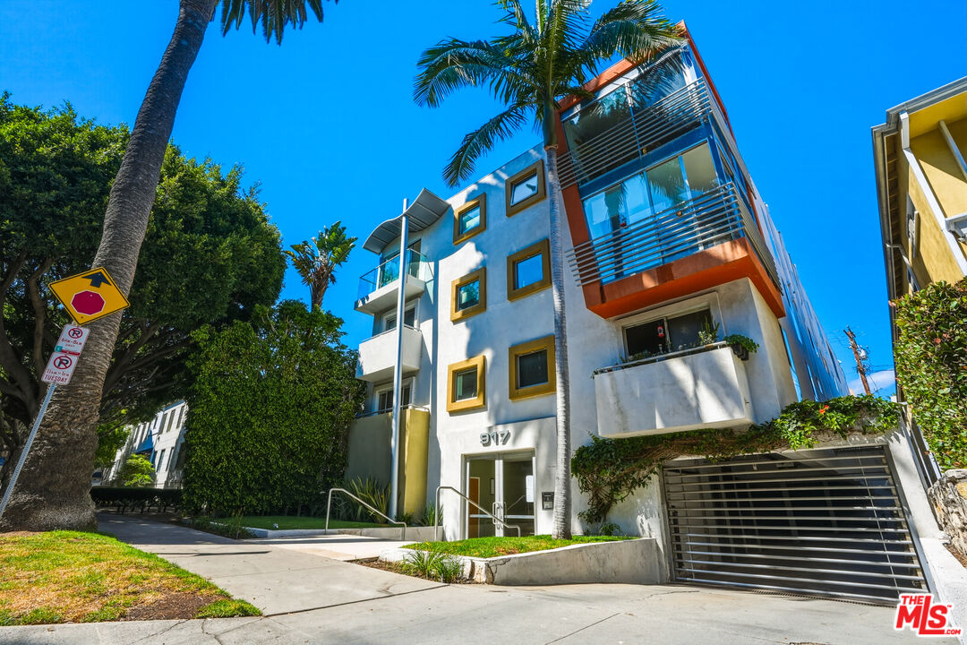 917 2nd St Unit: 205