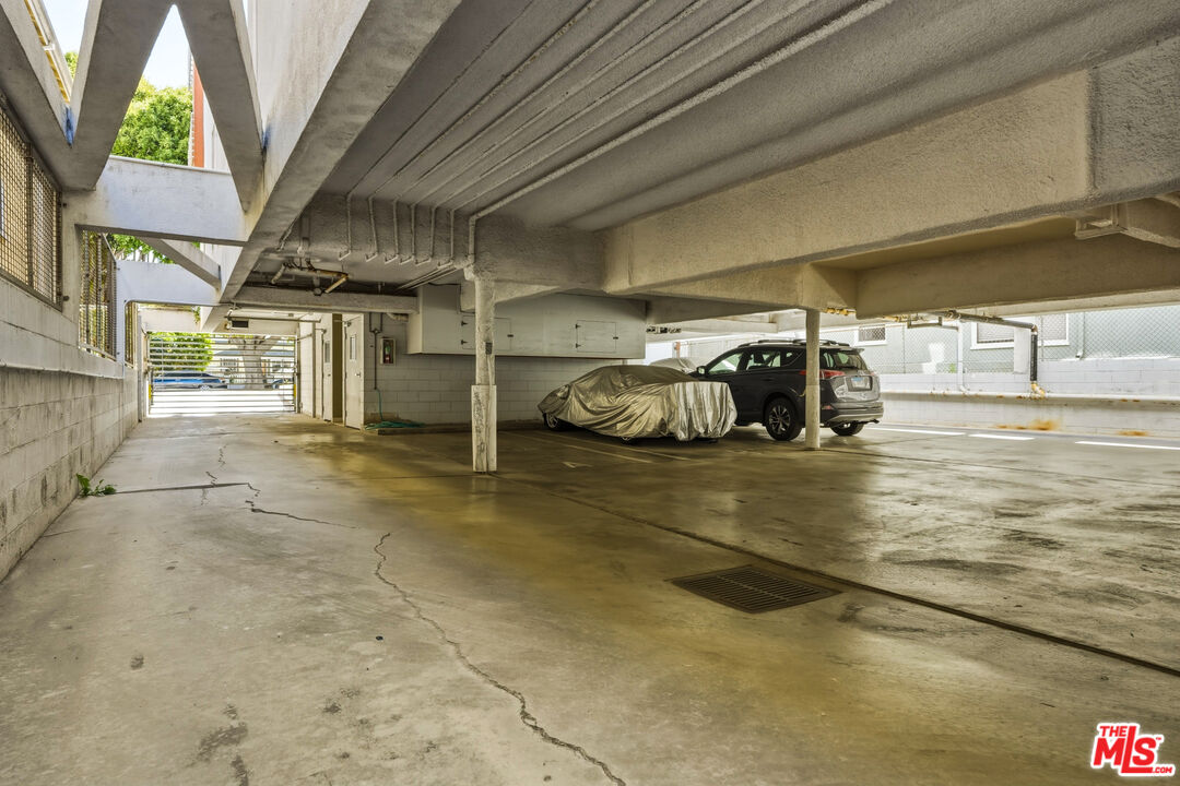 917 2nd St Unit: 205