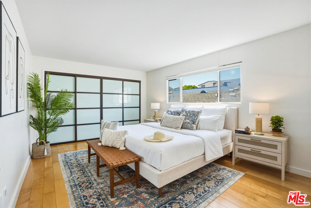 917 2nd St Unit: 205