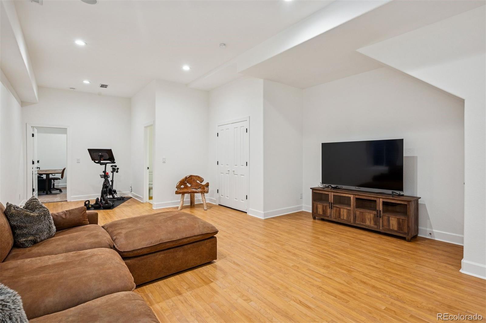 1960 S Sherman Street