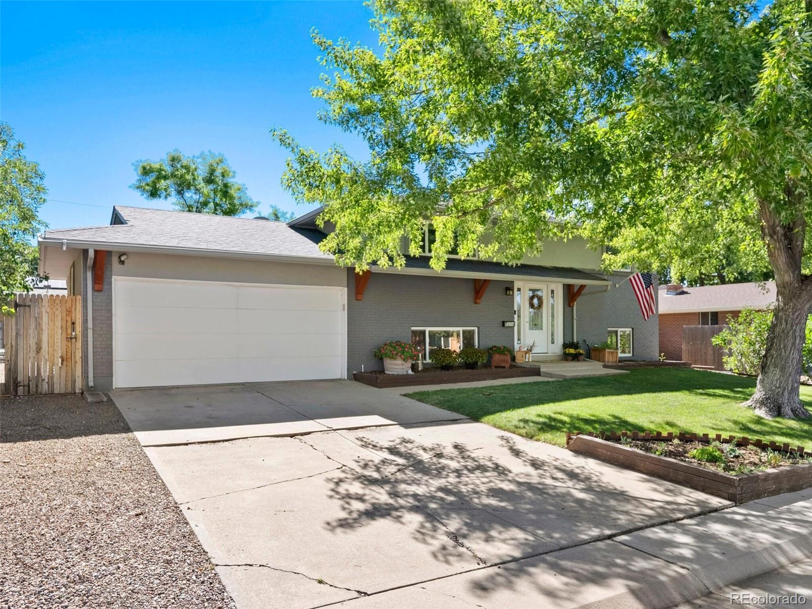 6684 S Buffalo Drive