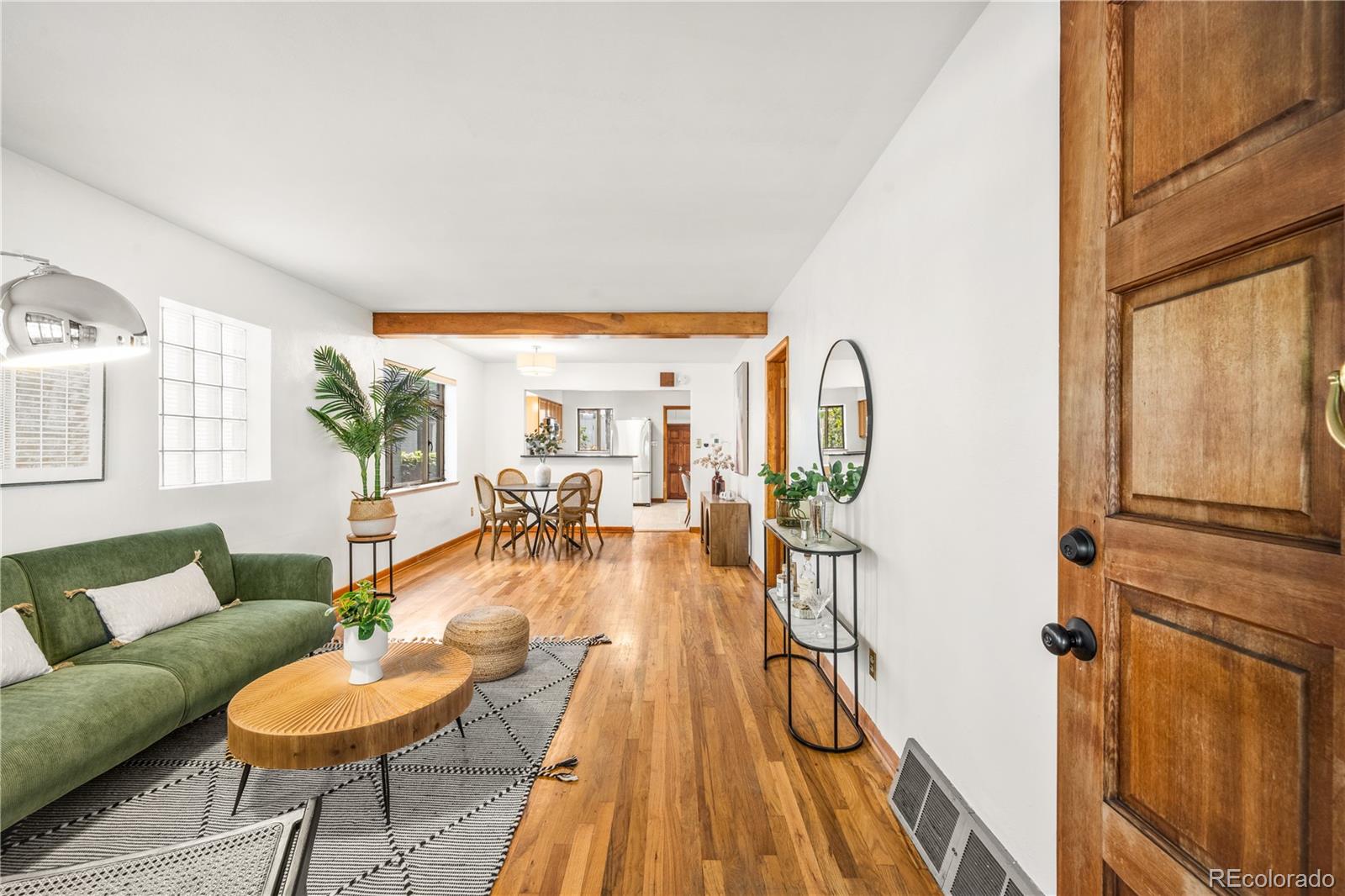 341 N Lincoln Street