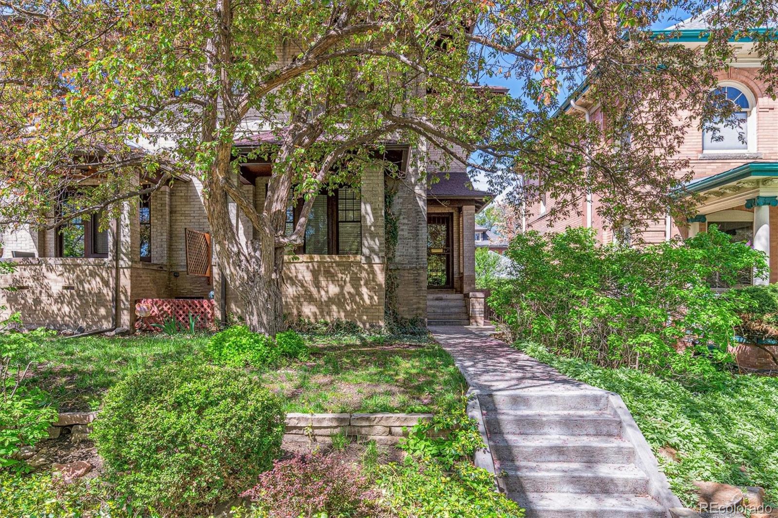 1663 Vine Street