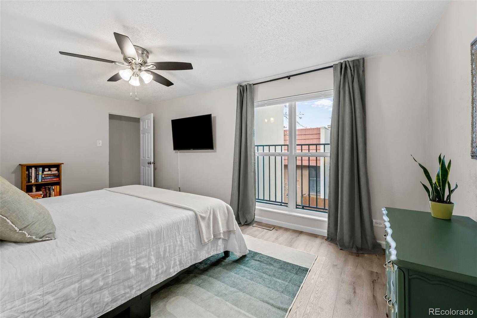 2869 S Locust Street