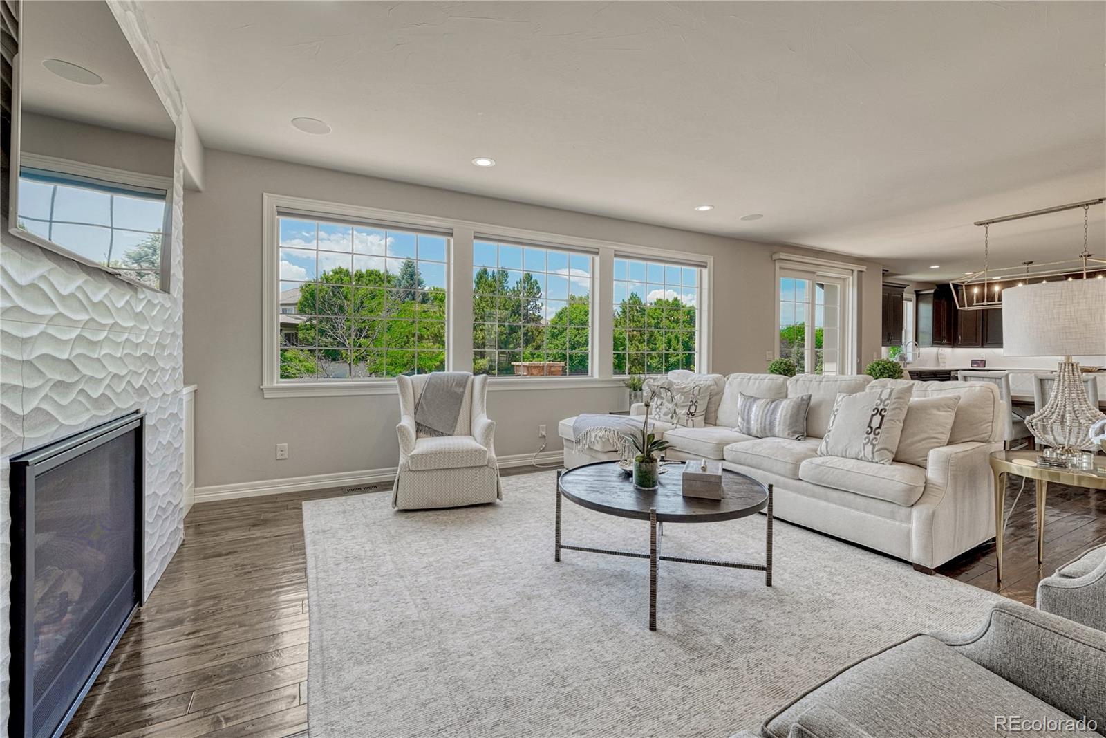 9343 Vista Hill Lane