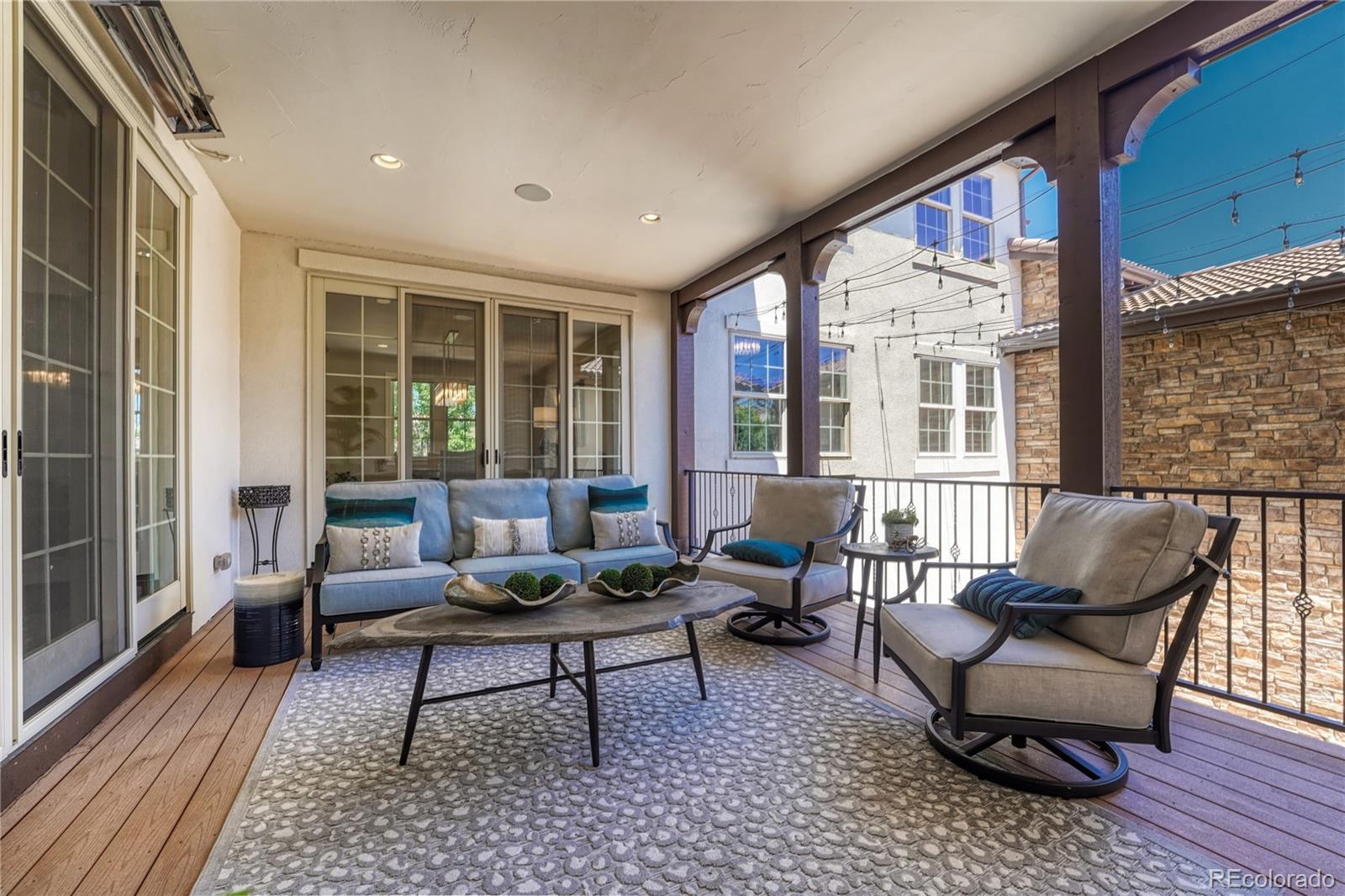 9343 Vista Hill Lane