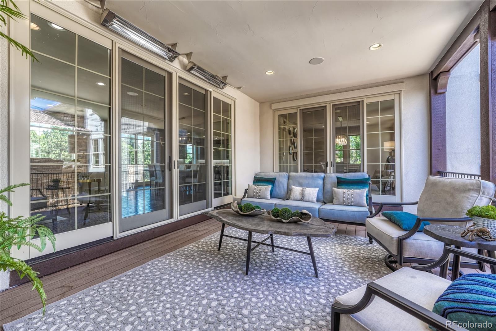 9343 Vista Hill Lane