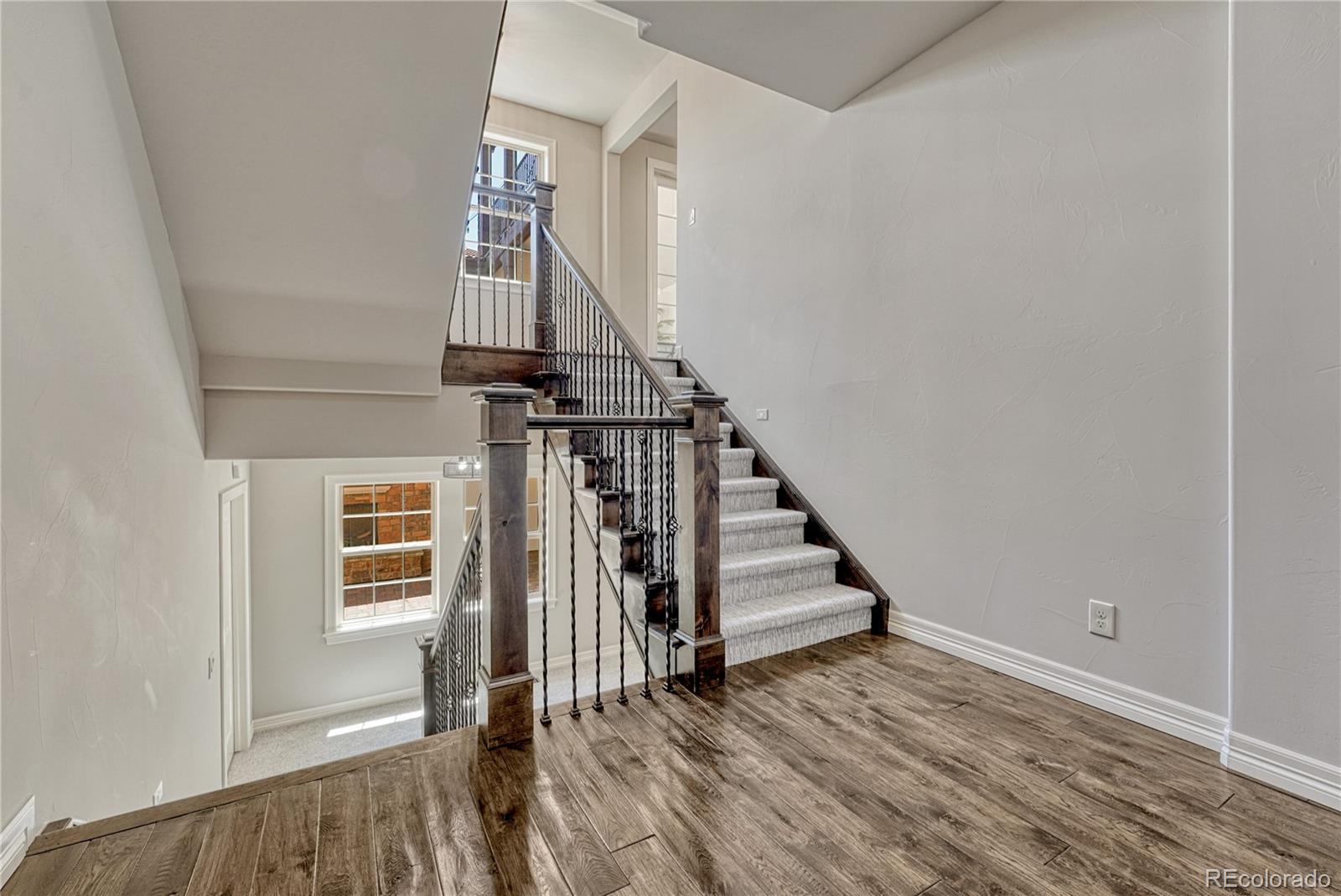 9343 Vista Hill Lane