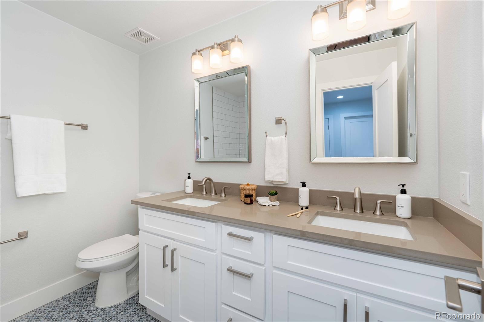 4530 S Verbena Street Unit: 308