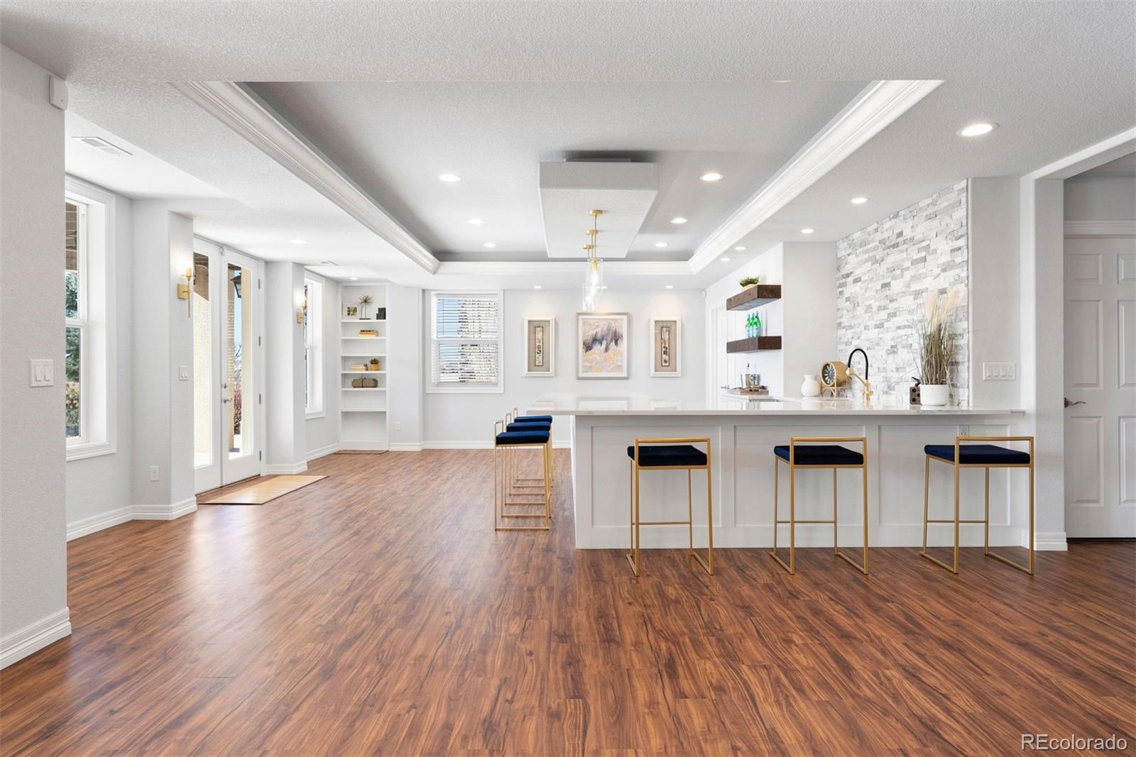 13901 Pinehurst Circle