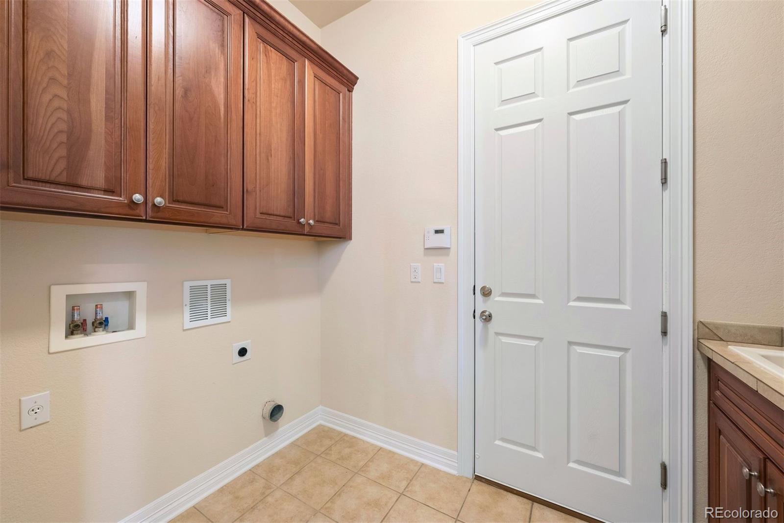 13901 Pinehurst Circle