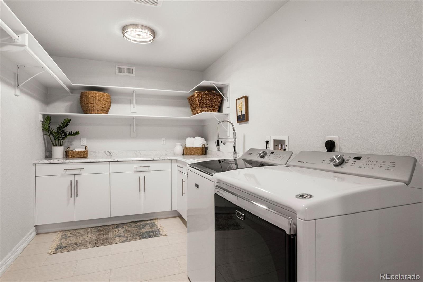 13901 Pinehurst Circle