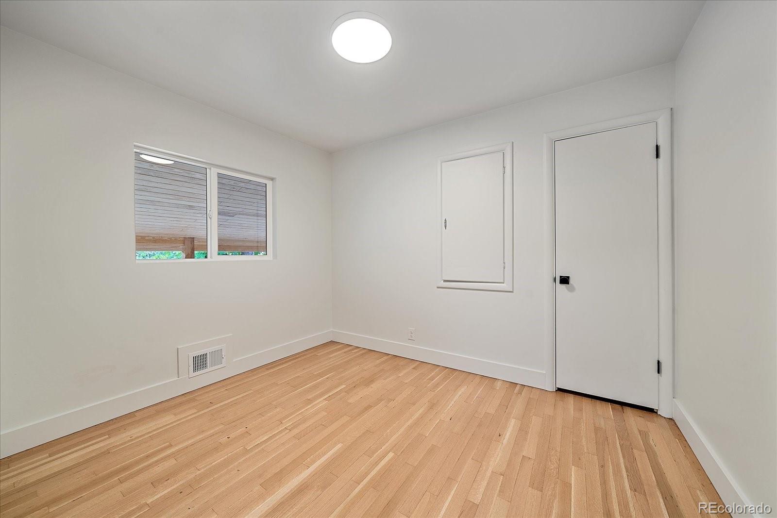 2820 S Pennsylvania Street