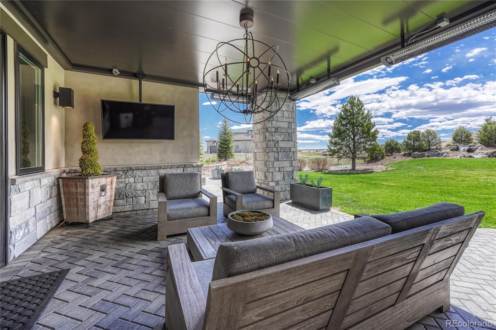 5151 Raintree Circle
