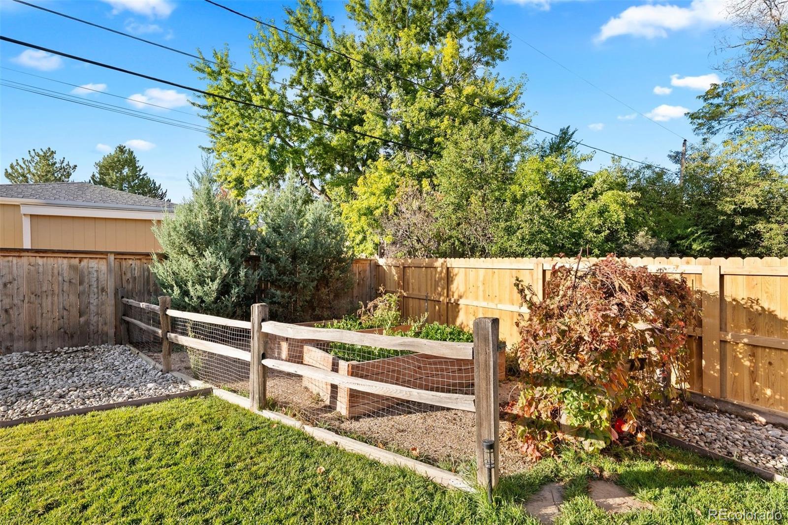 5236 E Atlantic Place