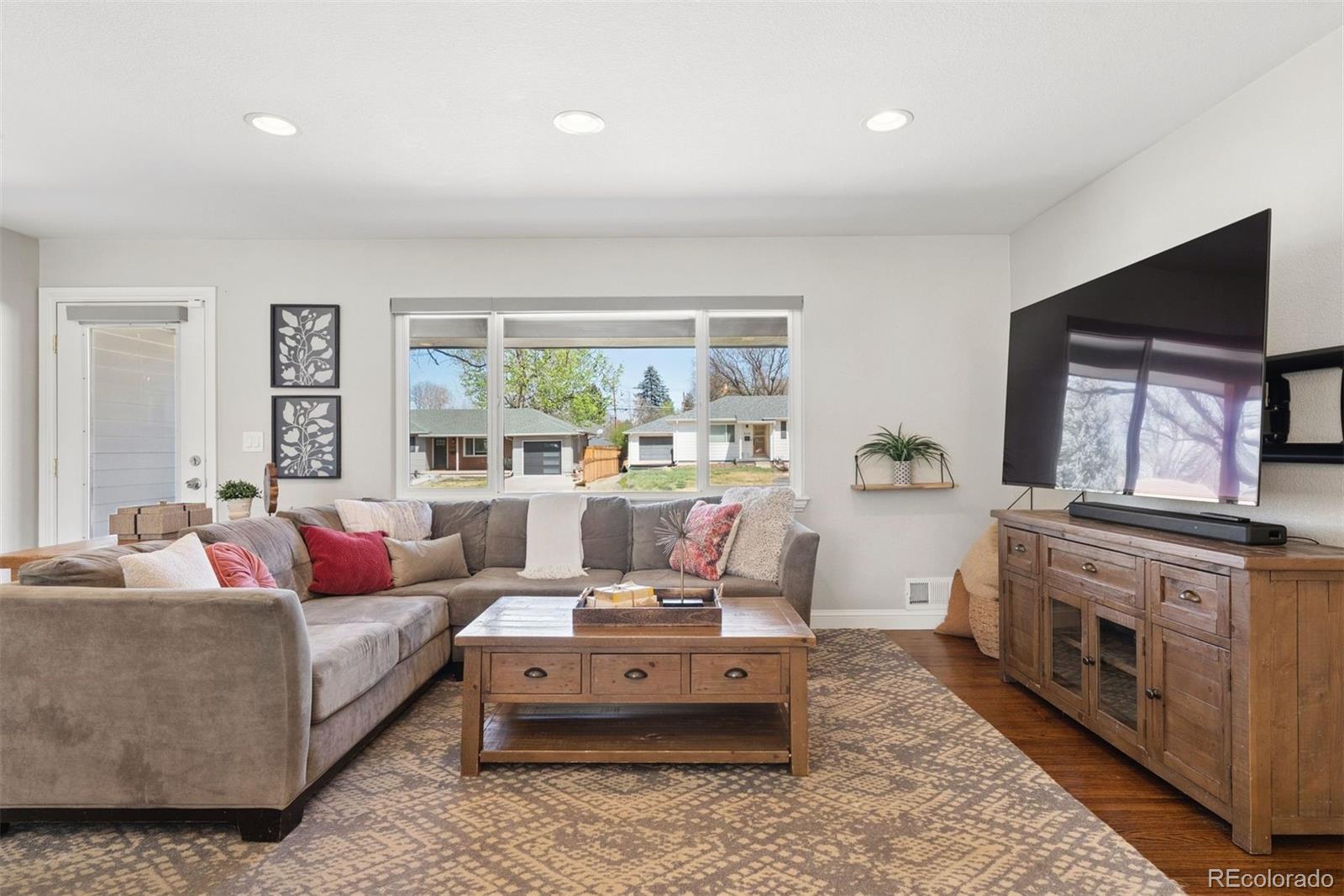 5236 E Atlantic Place