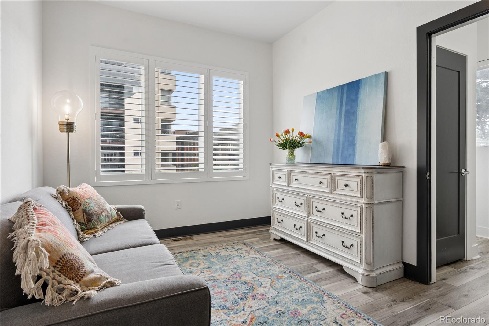 3855 E Cedar Avenue Unit: 206