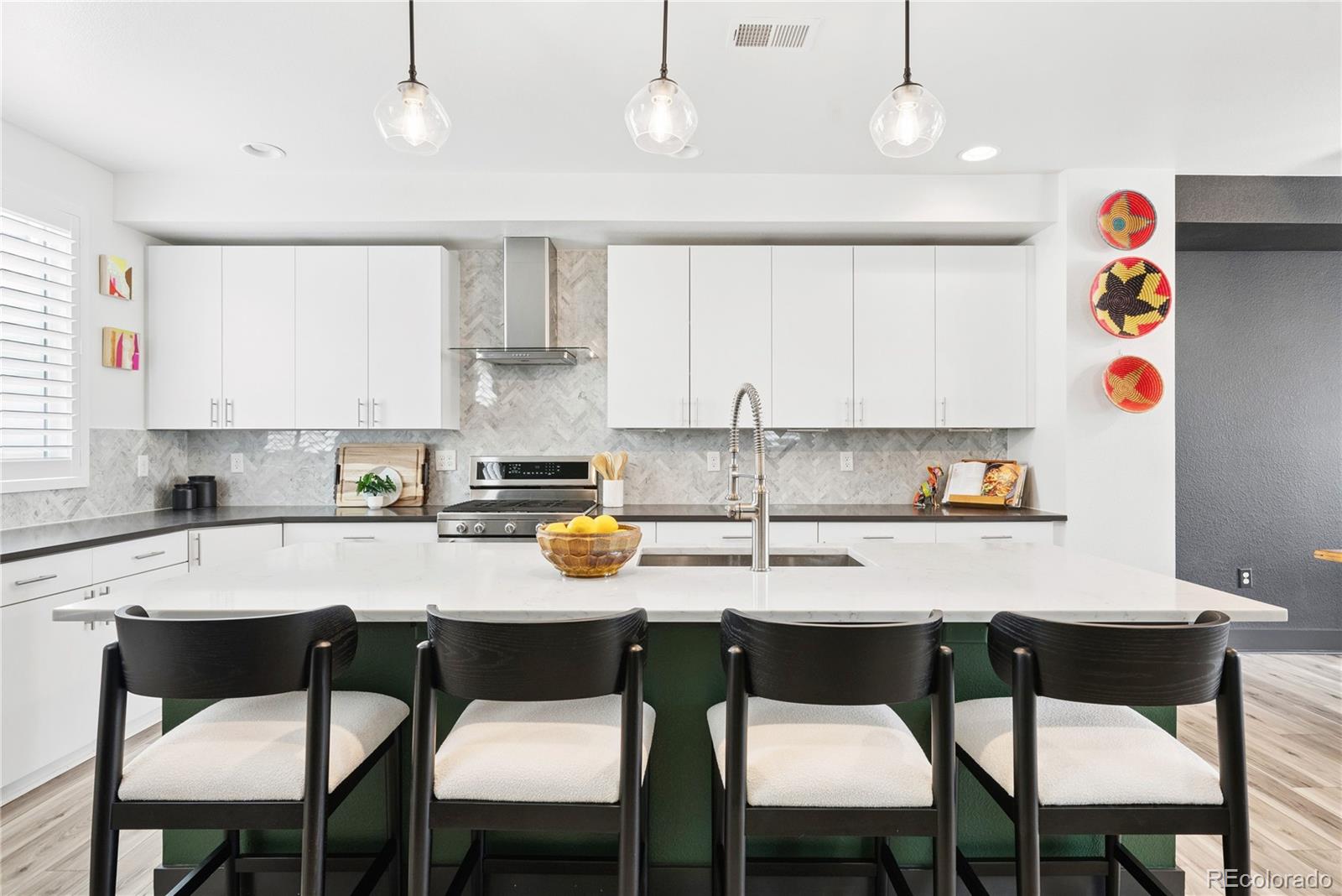 3855 E Cedar Avenue Unit: 206