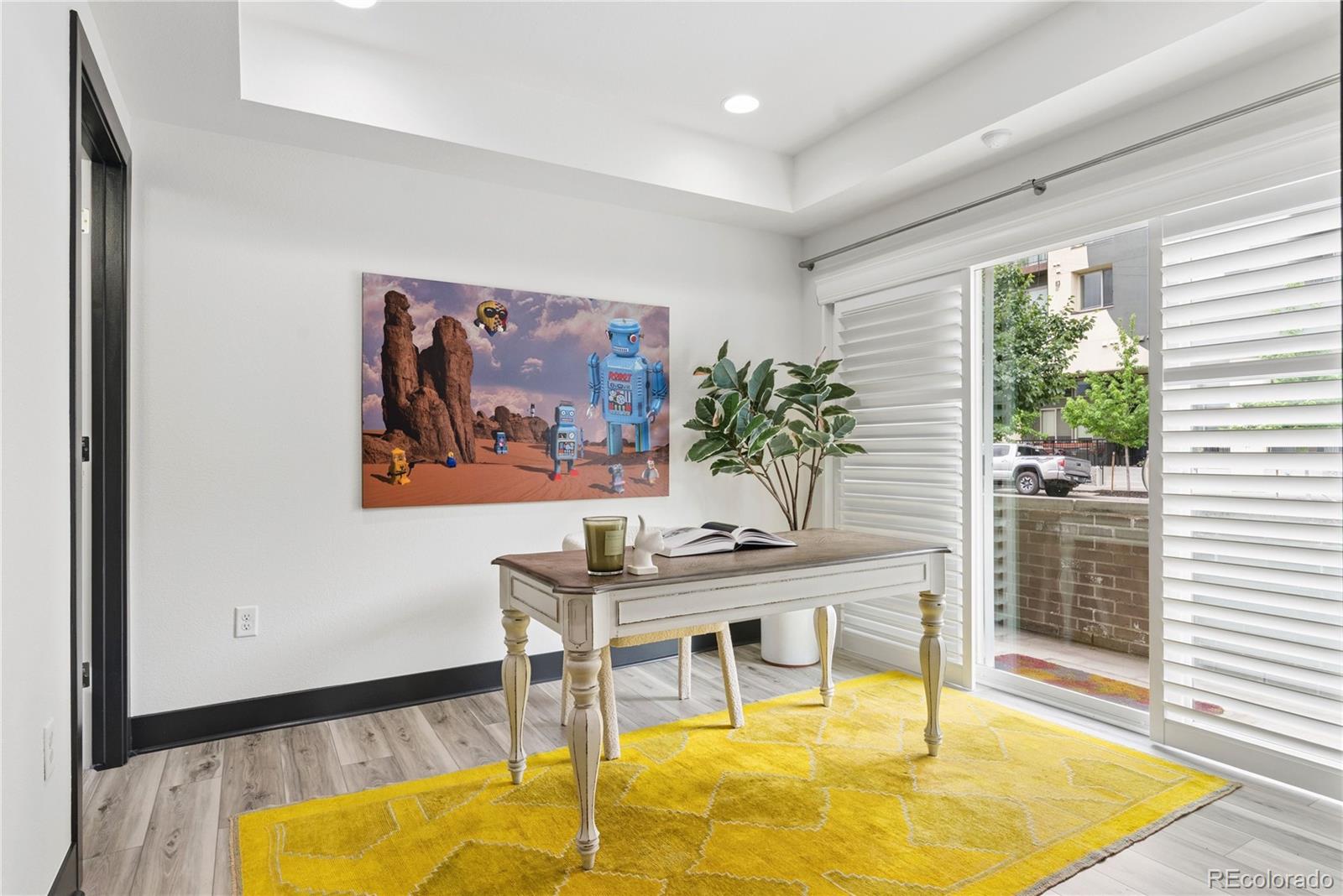 3855 E Cedar Avenue Unit: 206