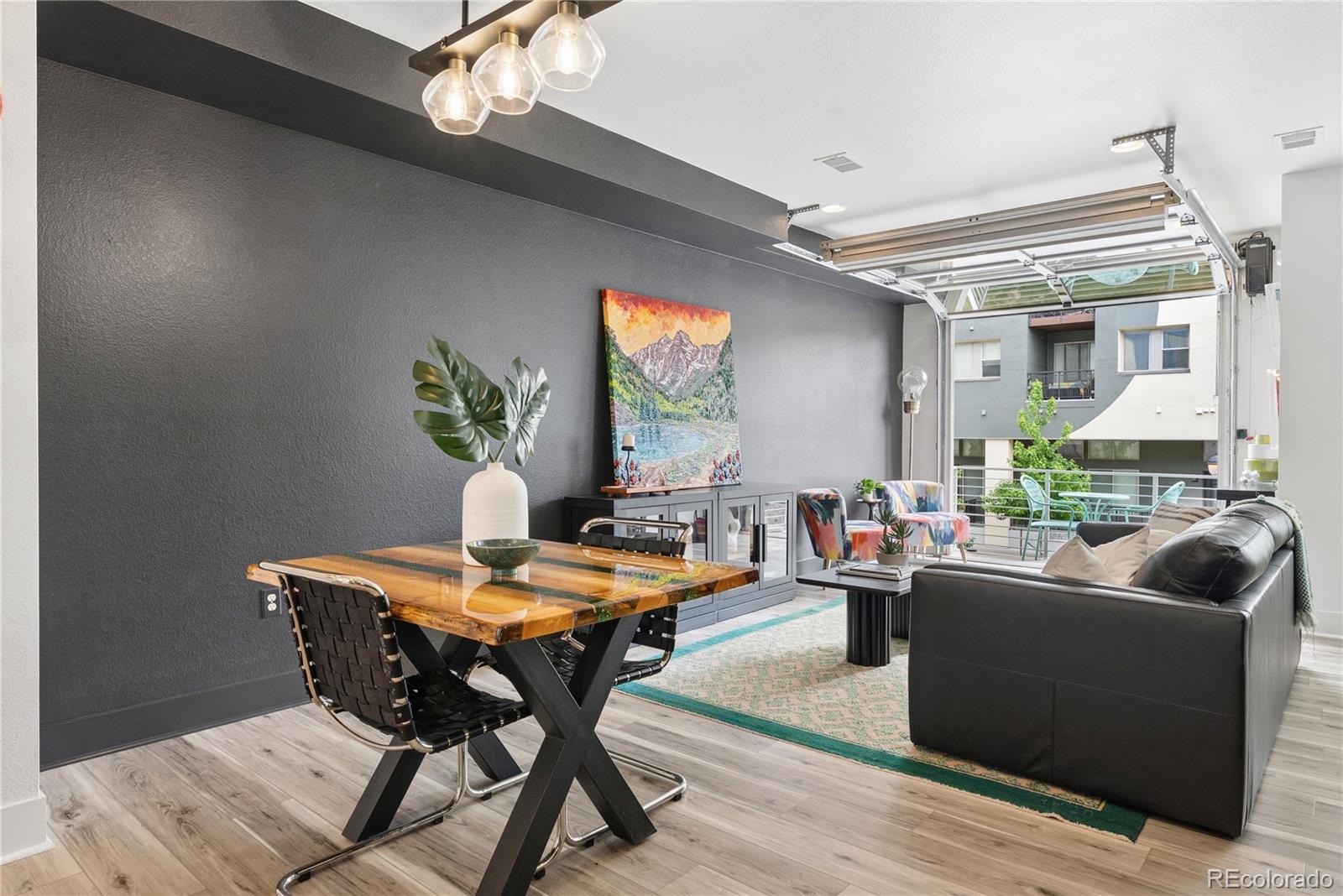 3855 E Cedar Avenue Unit: 206