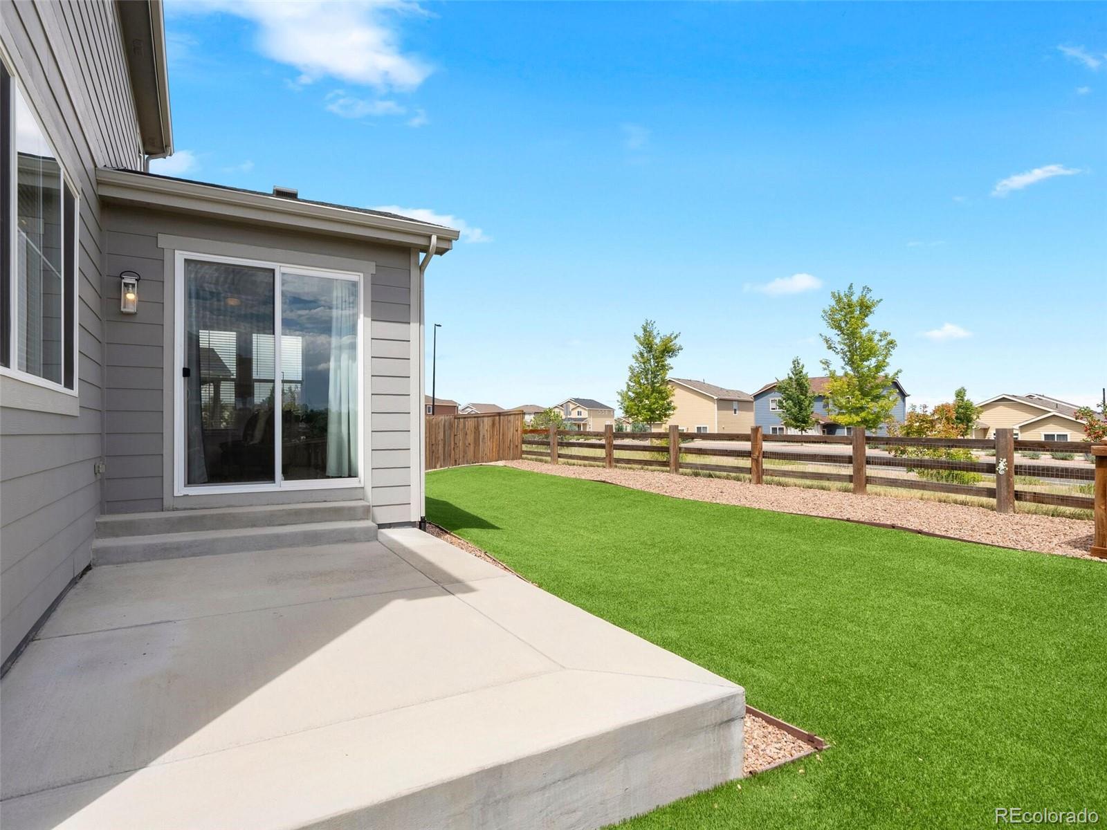 921 White Leaf Circle