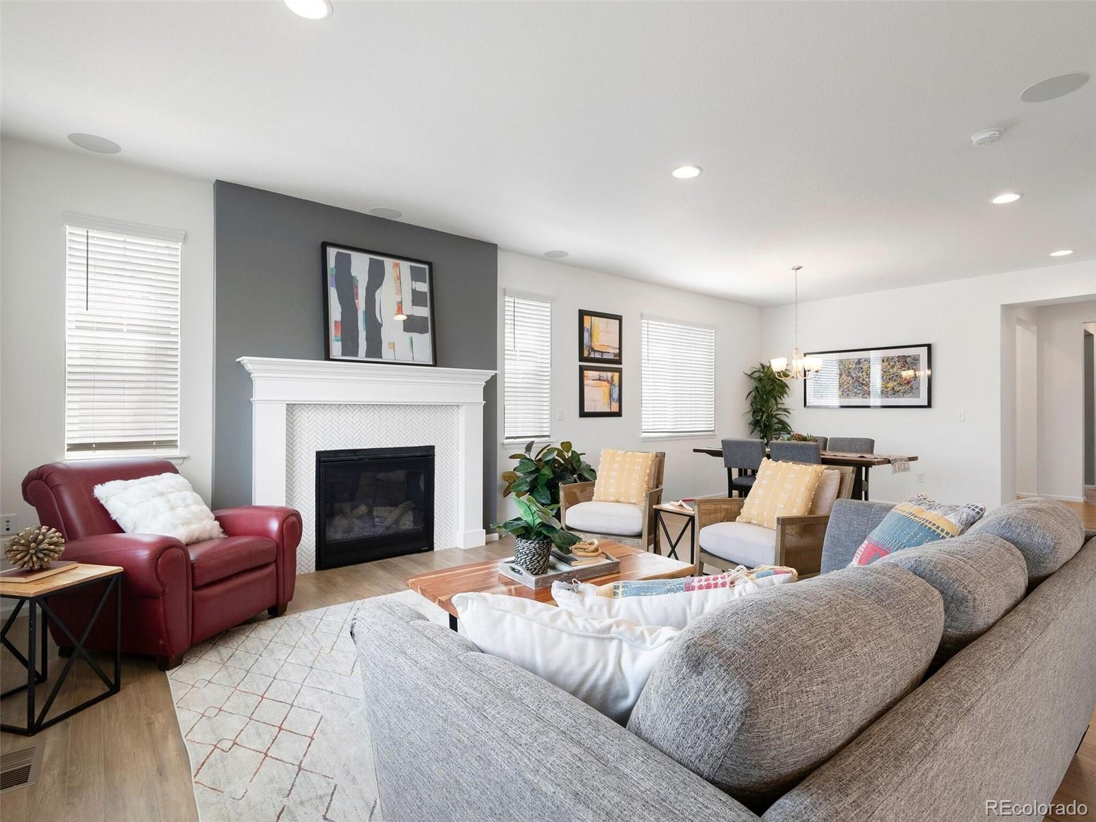 921 White Leaf Circle