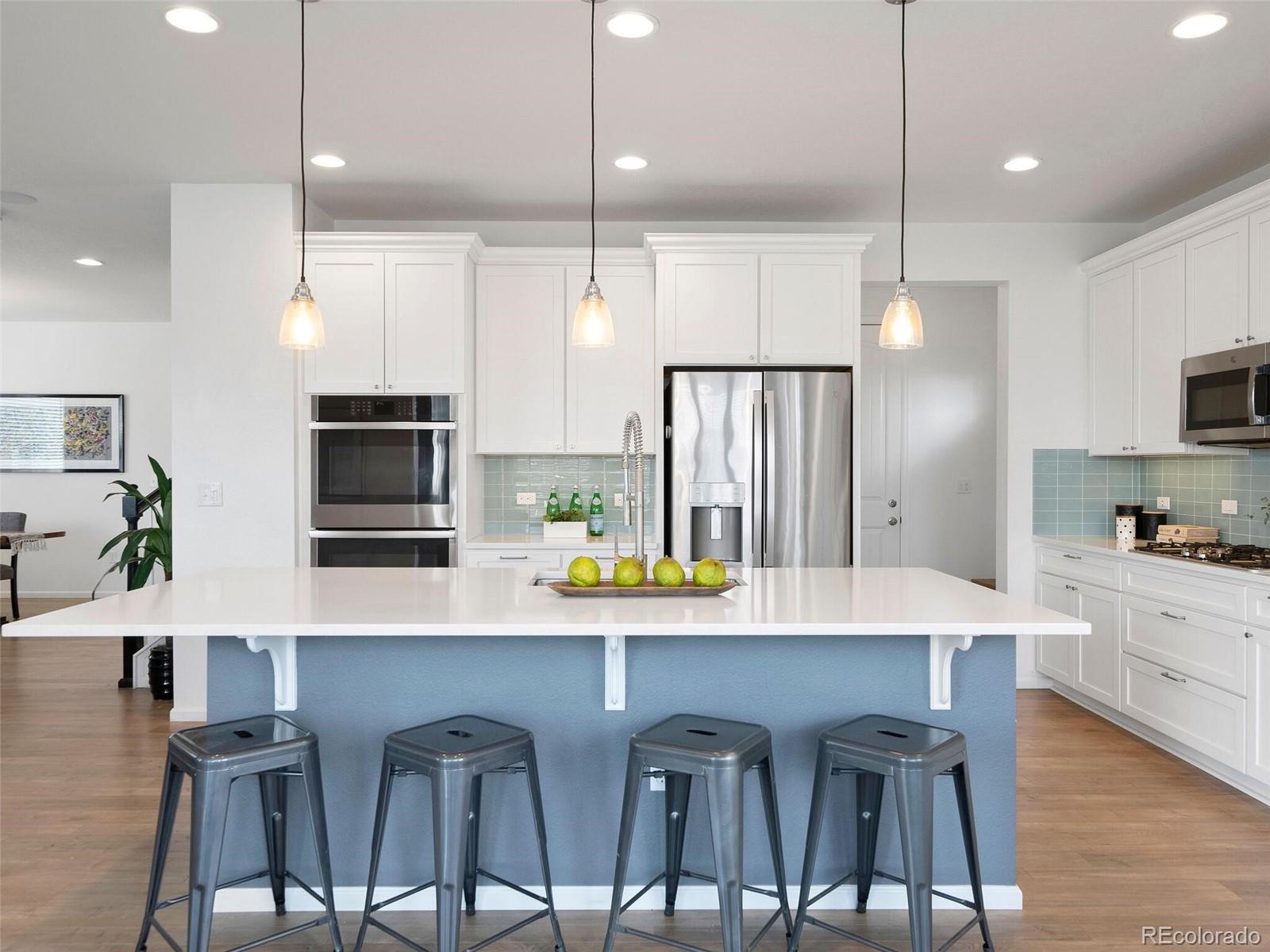 921 White Leaf Circle