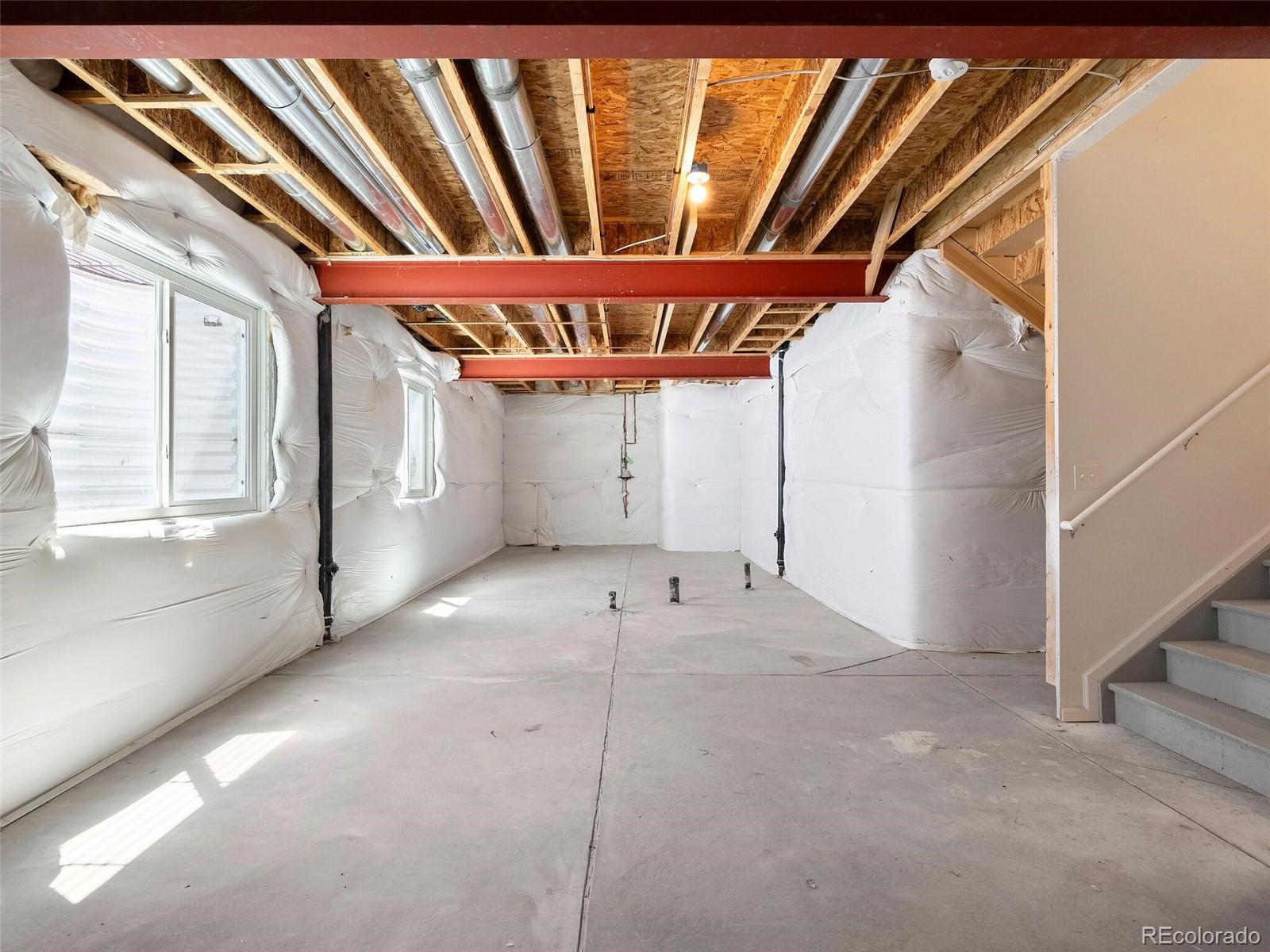 921 White Leaf Circle