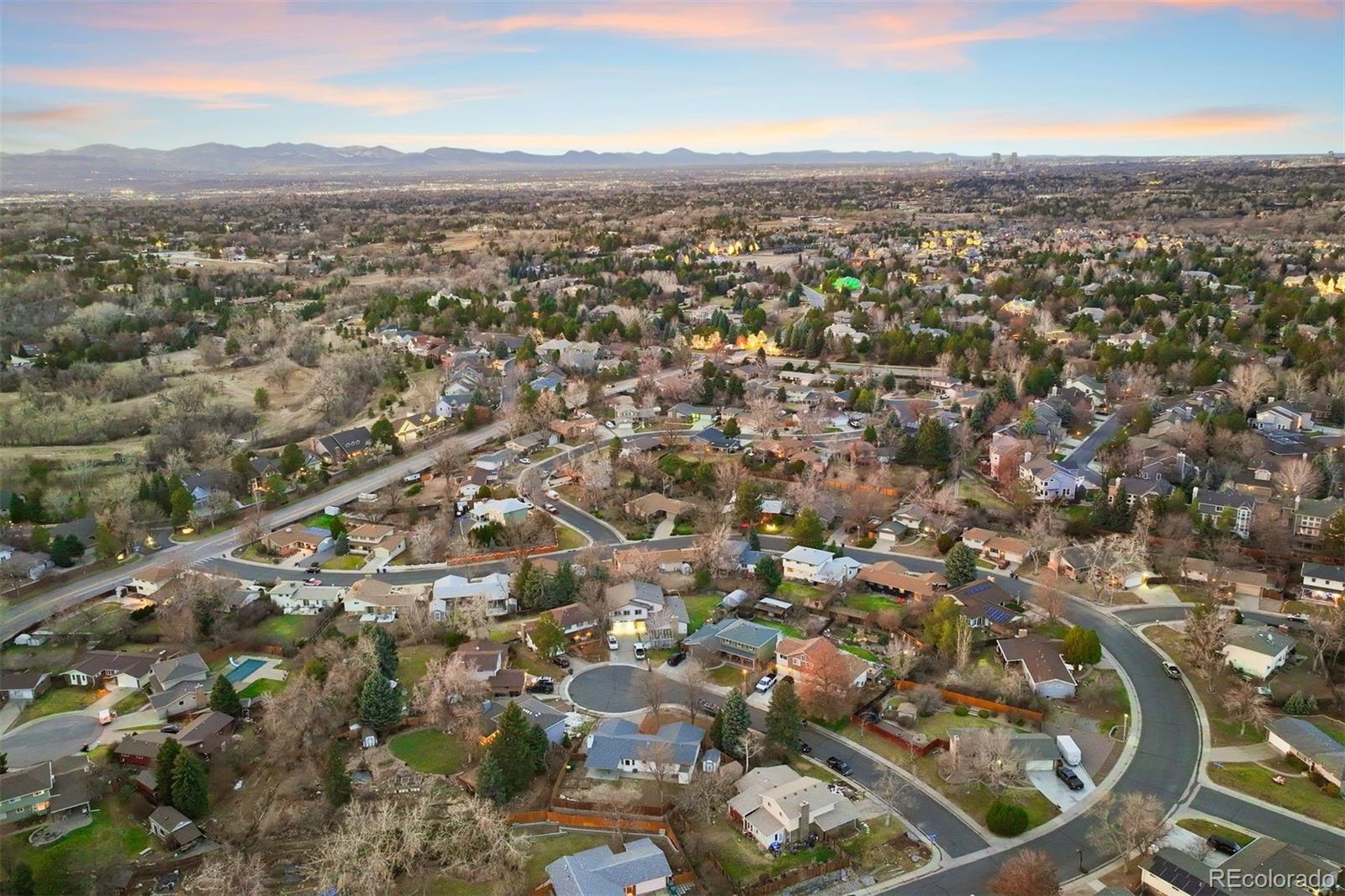 4424 E Maplewood Avenue