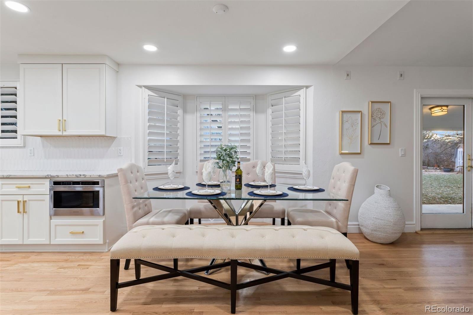 4424 E Maplewood Avenue