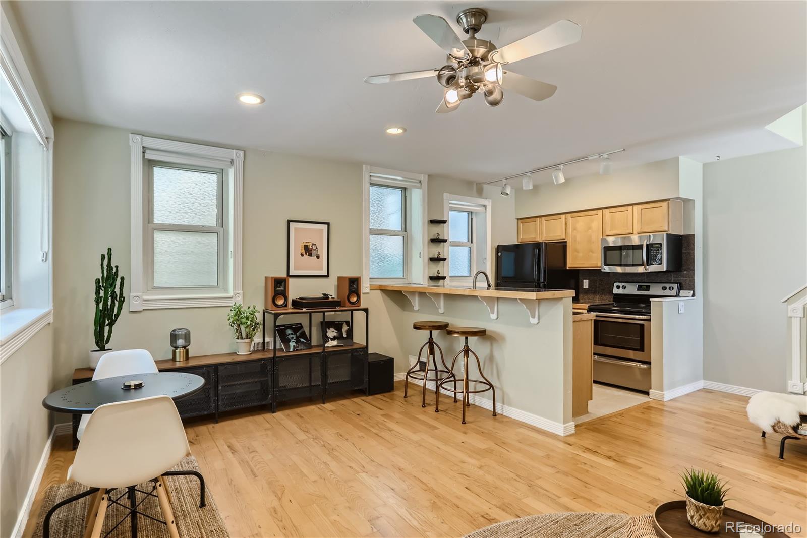 1750 Gaylord Street Unit: I
