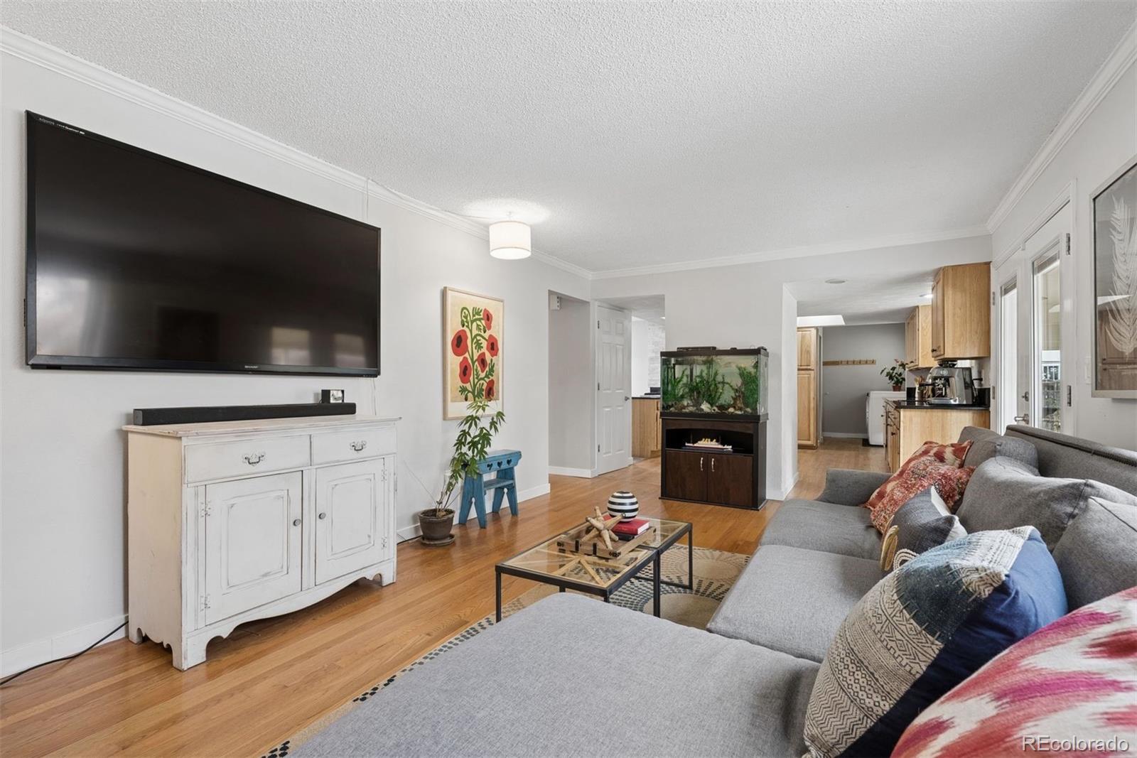 8015 W Calhoun Place