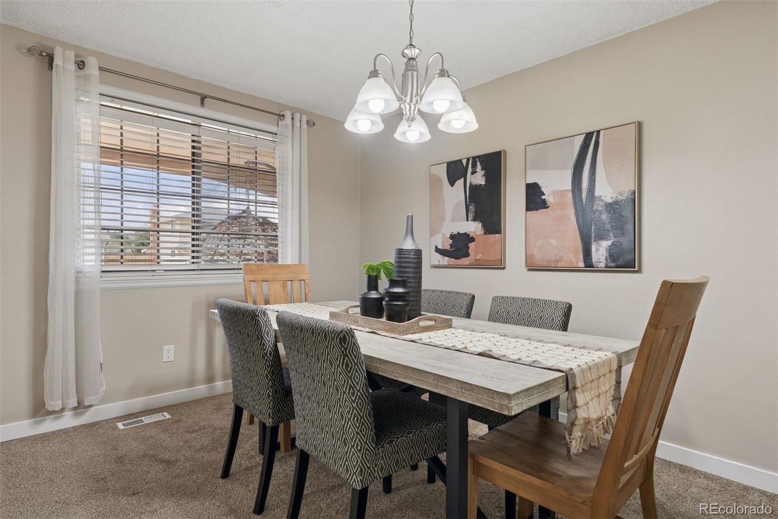 8015 W Calhoun Place