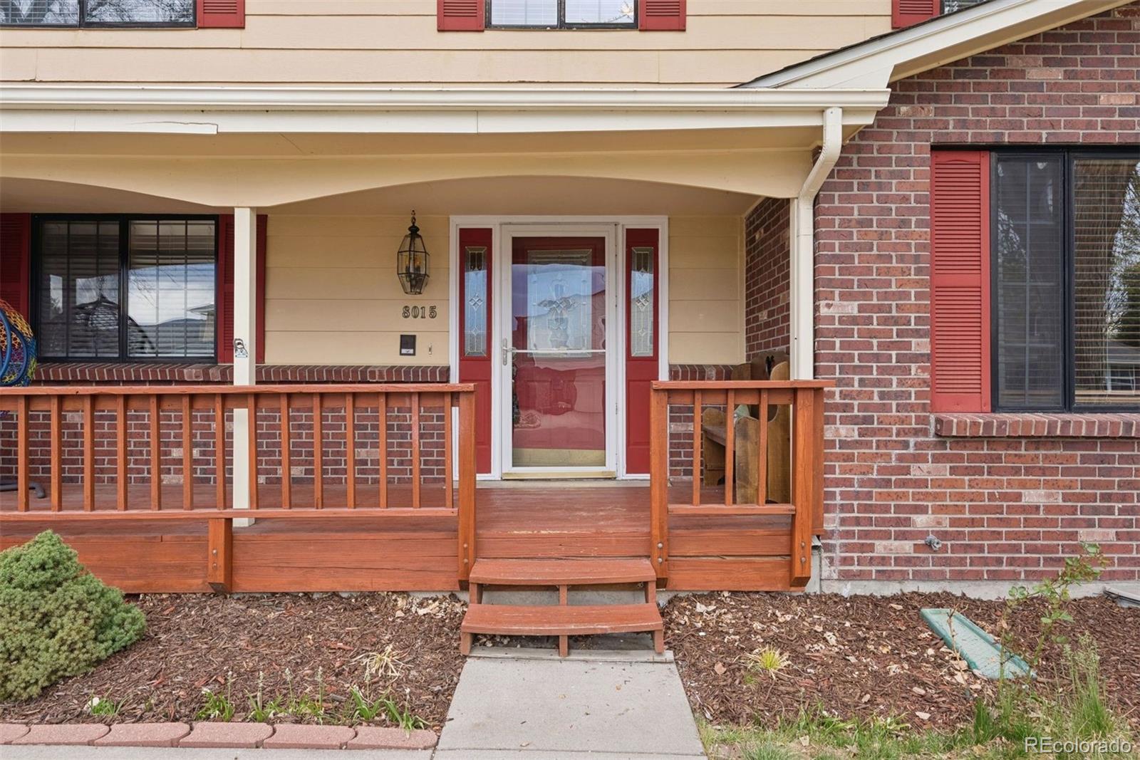 8015 W Calhoun Place