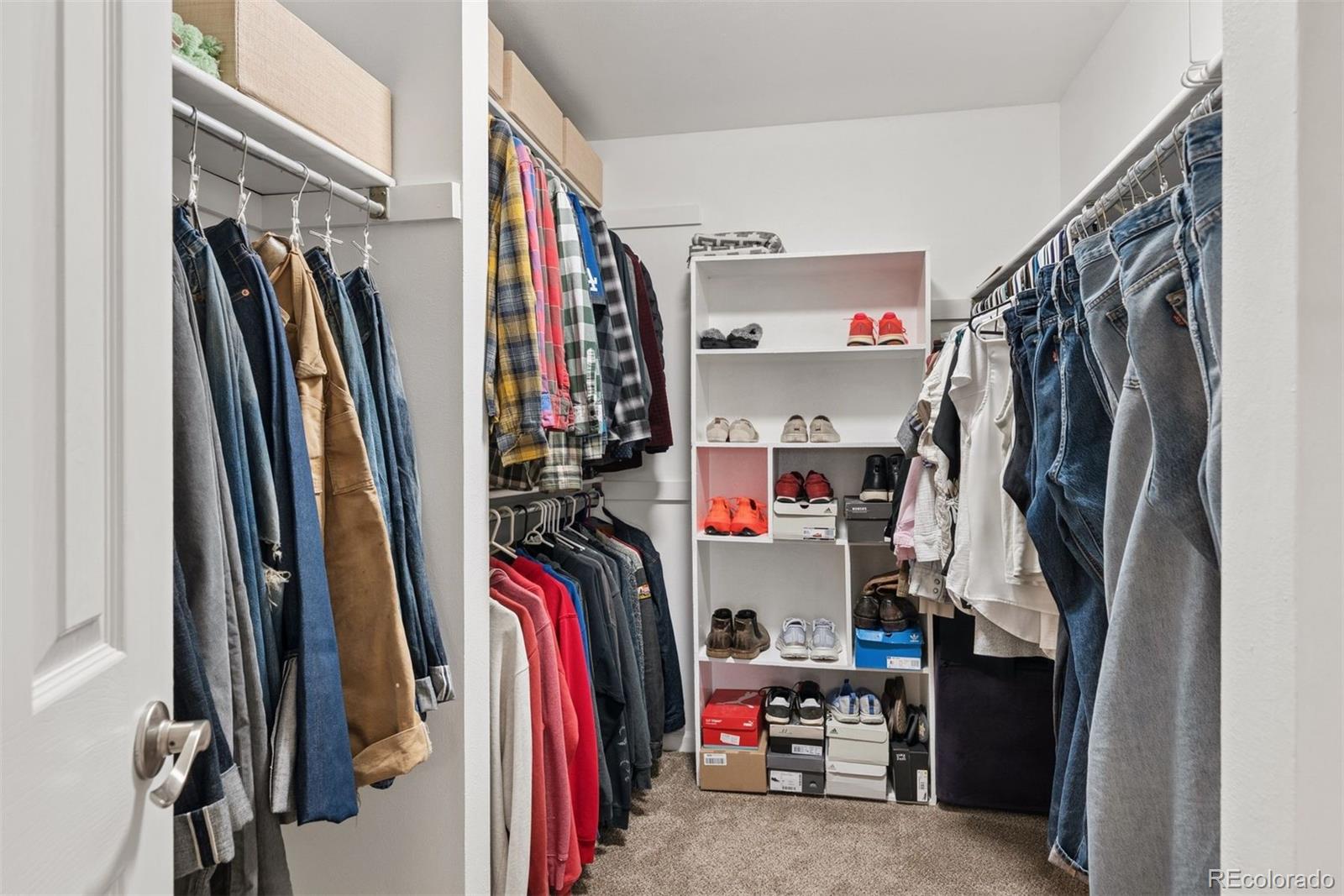 8015 W Calhoun Place