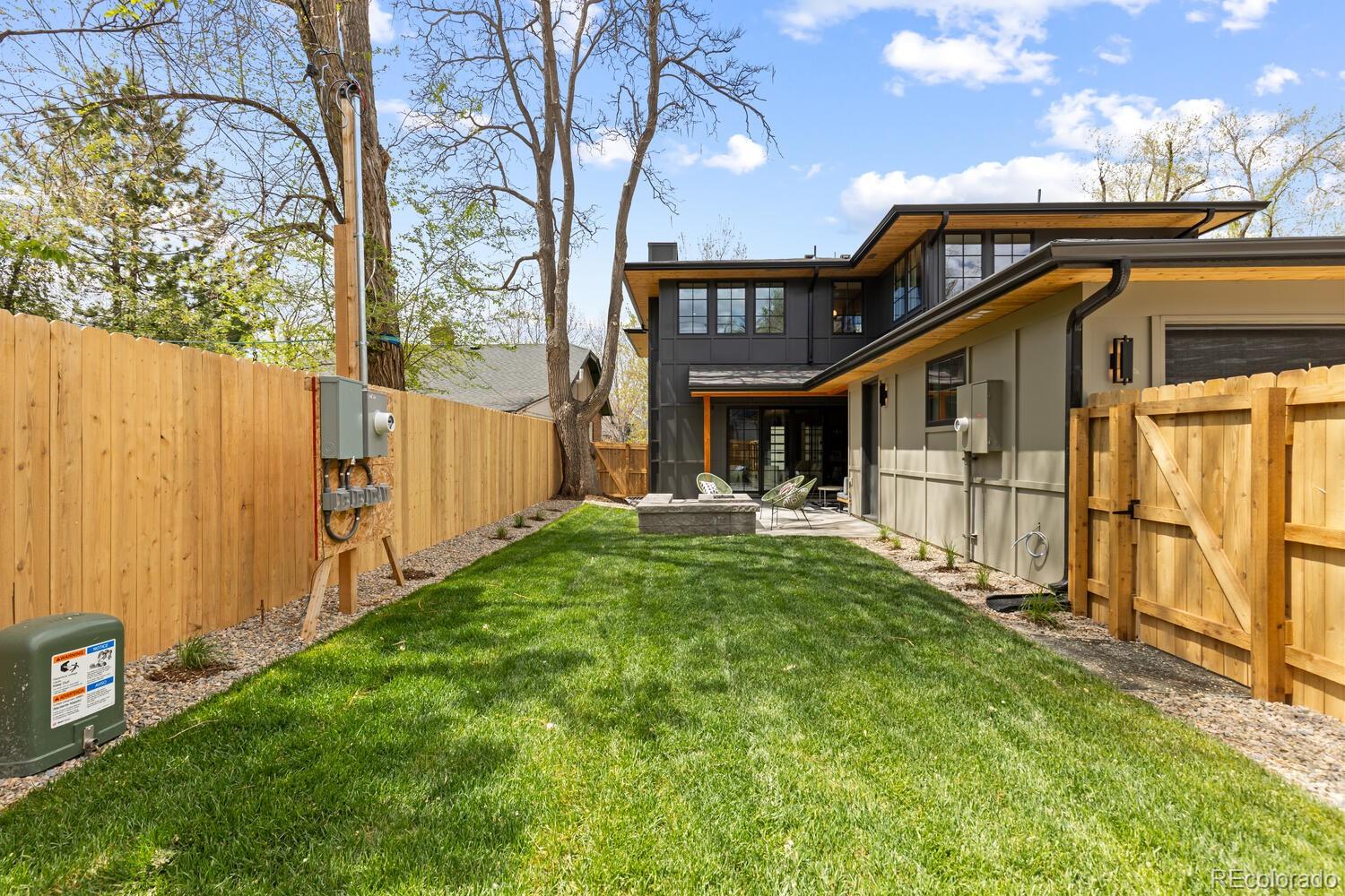 1100 S Elizabeth Street