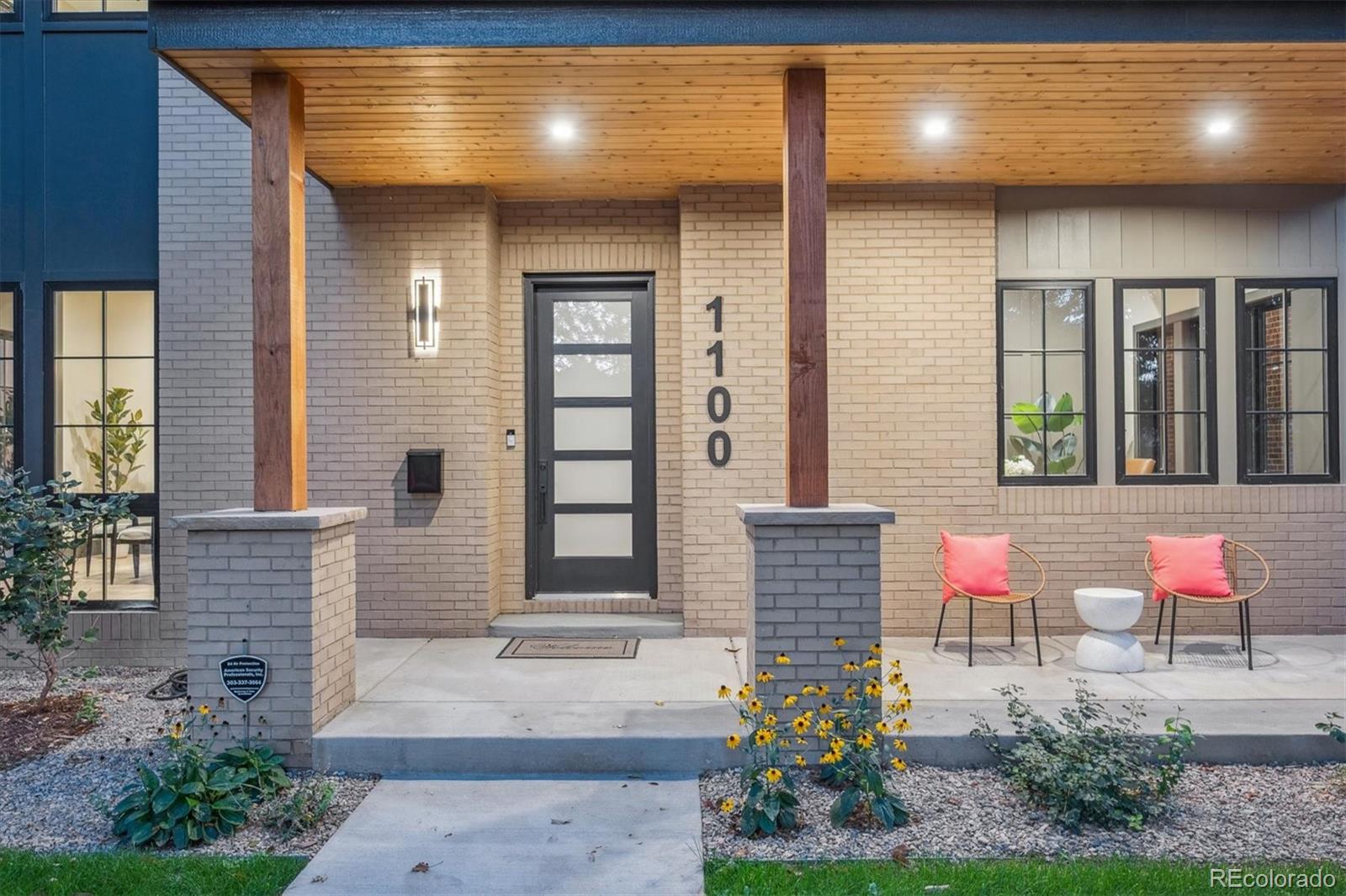 1100 S Elizabeth Street