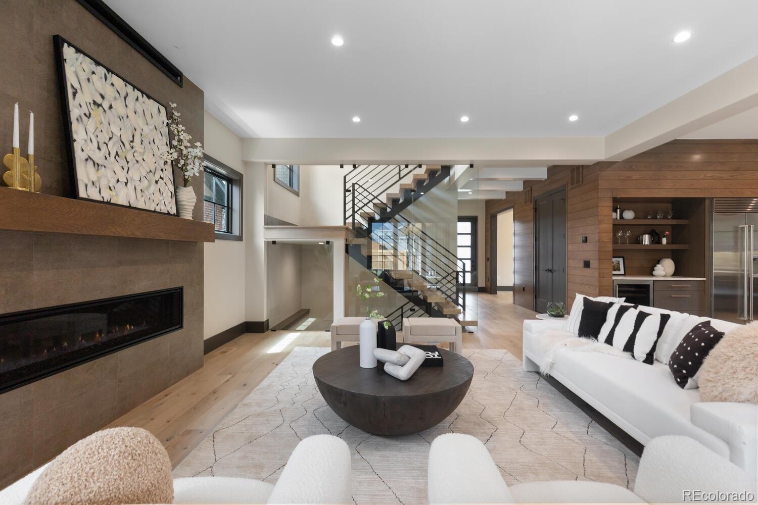 1100 S Elizabeth Street