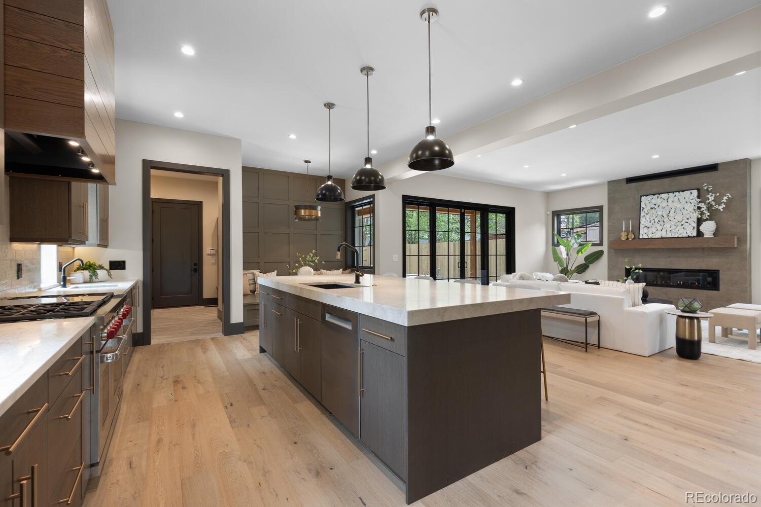 1100 S Elizabeth Street