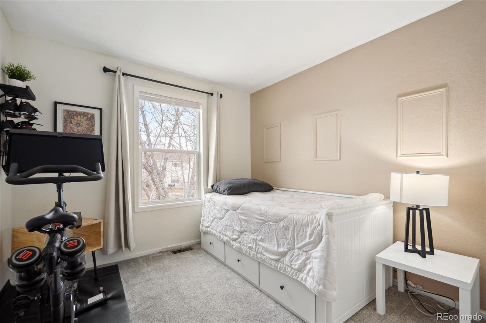 7910 S Kittredge Way