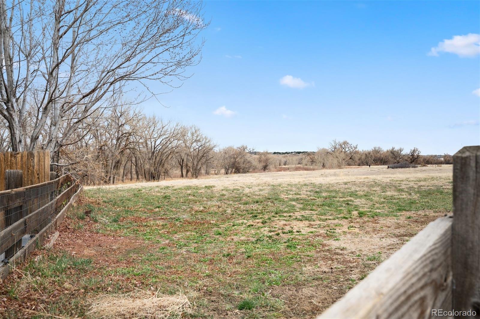 7910 S Kittredge Way