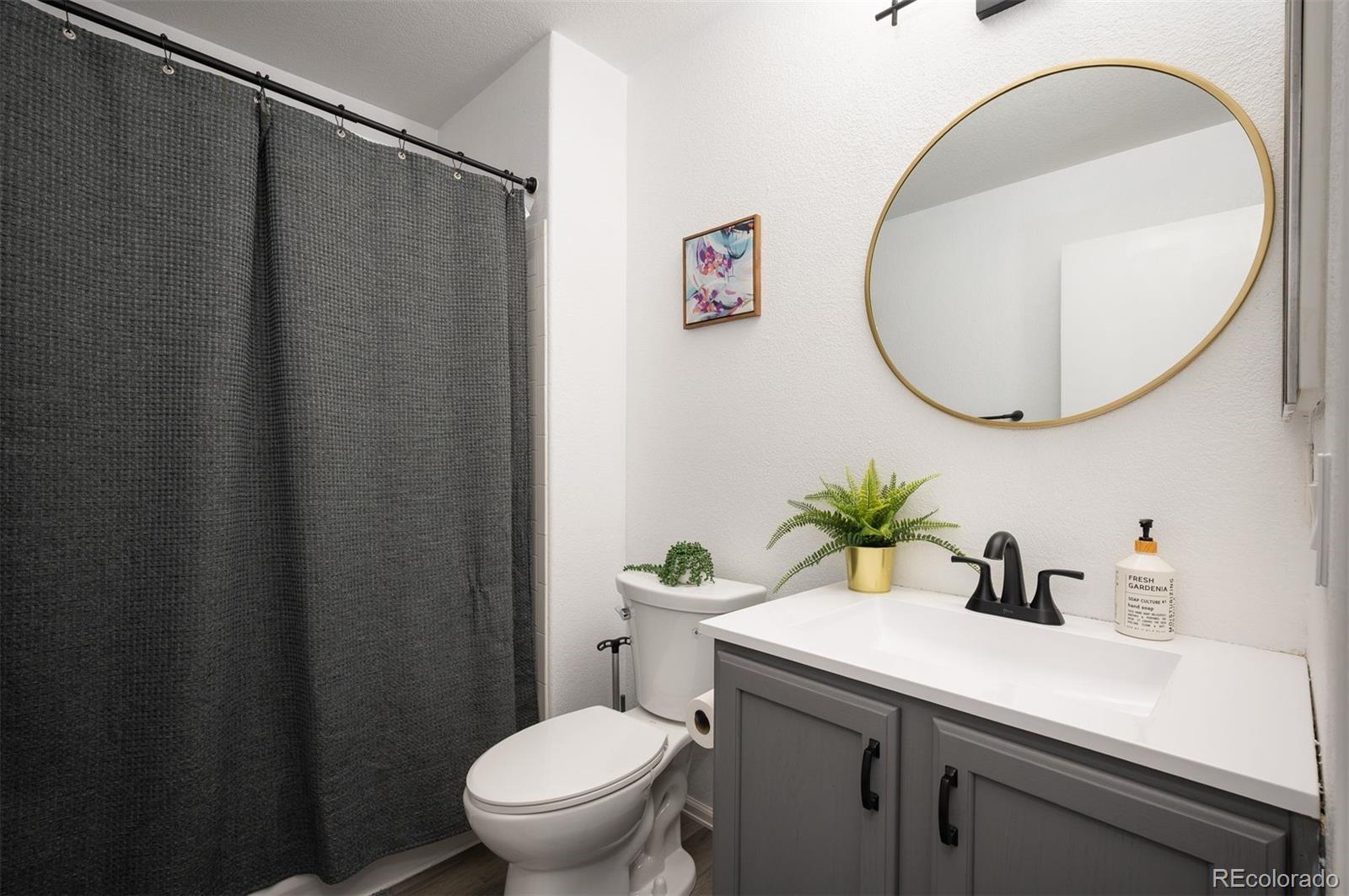 7910 S Kittredge Way