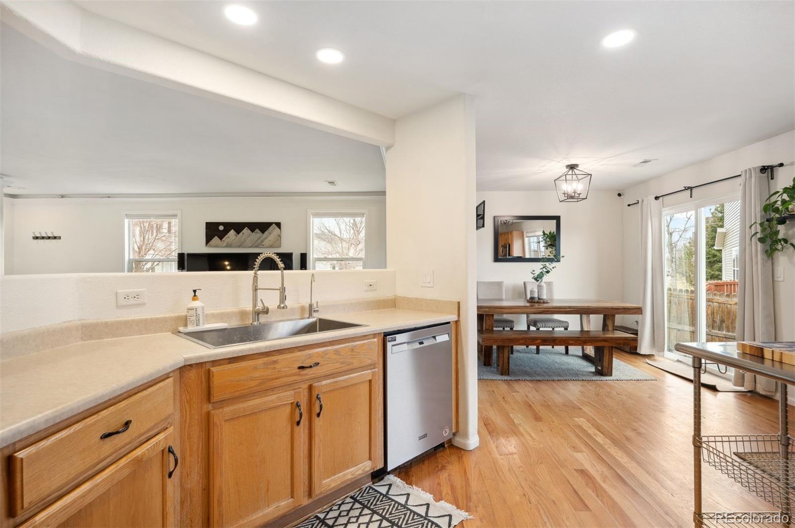 7910 S Kittredge Way