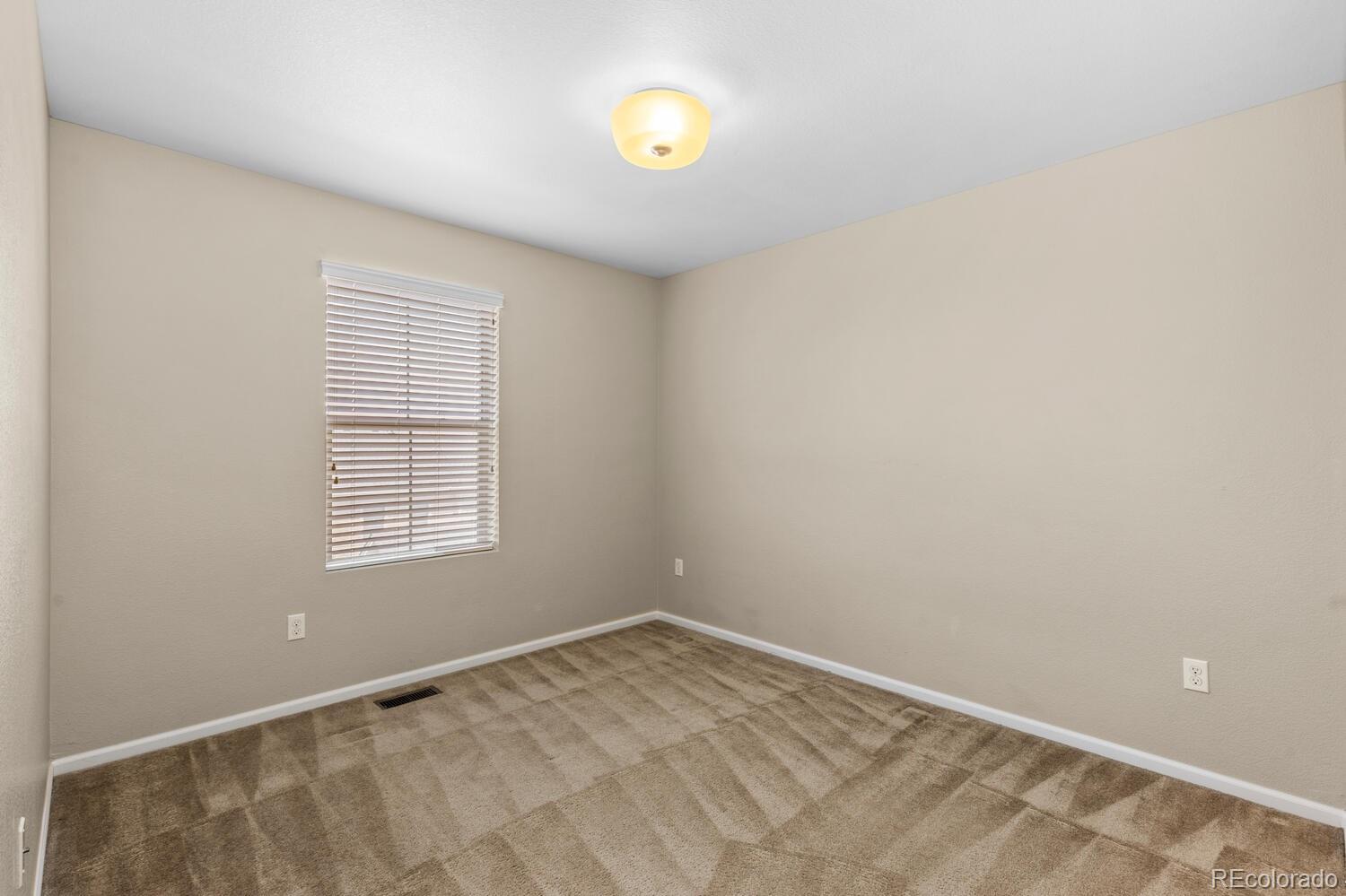 10212 Ridgegate Circle