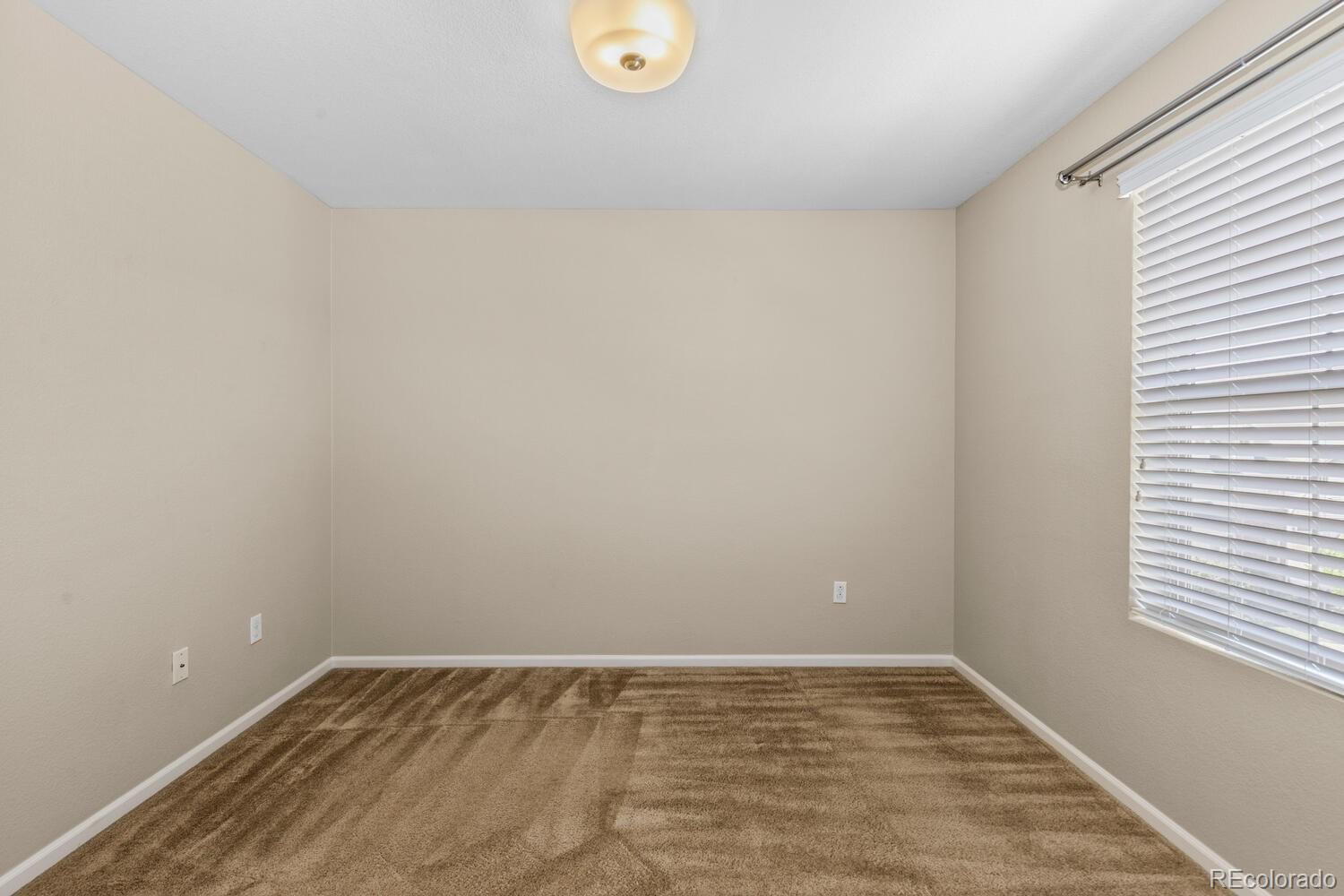 10212 Ridgegate Circle