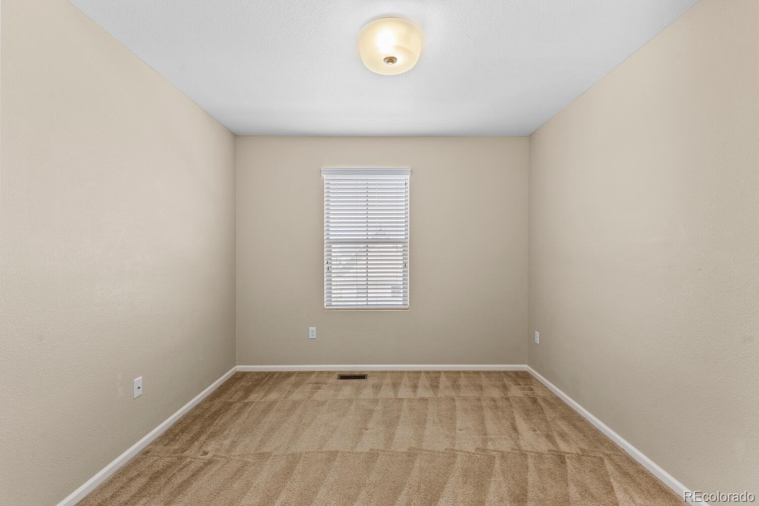10212 Ridgegate Circle
