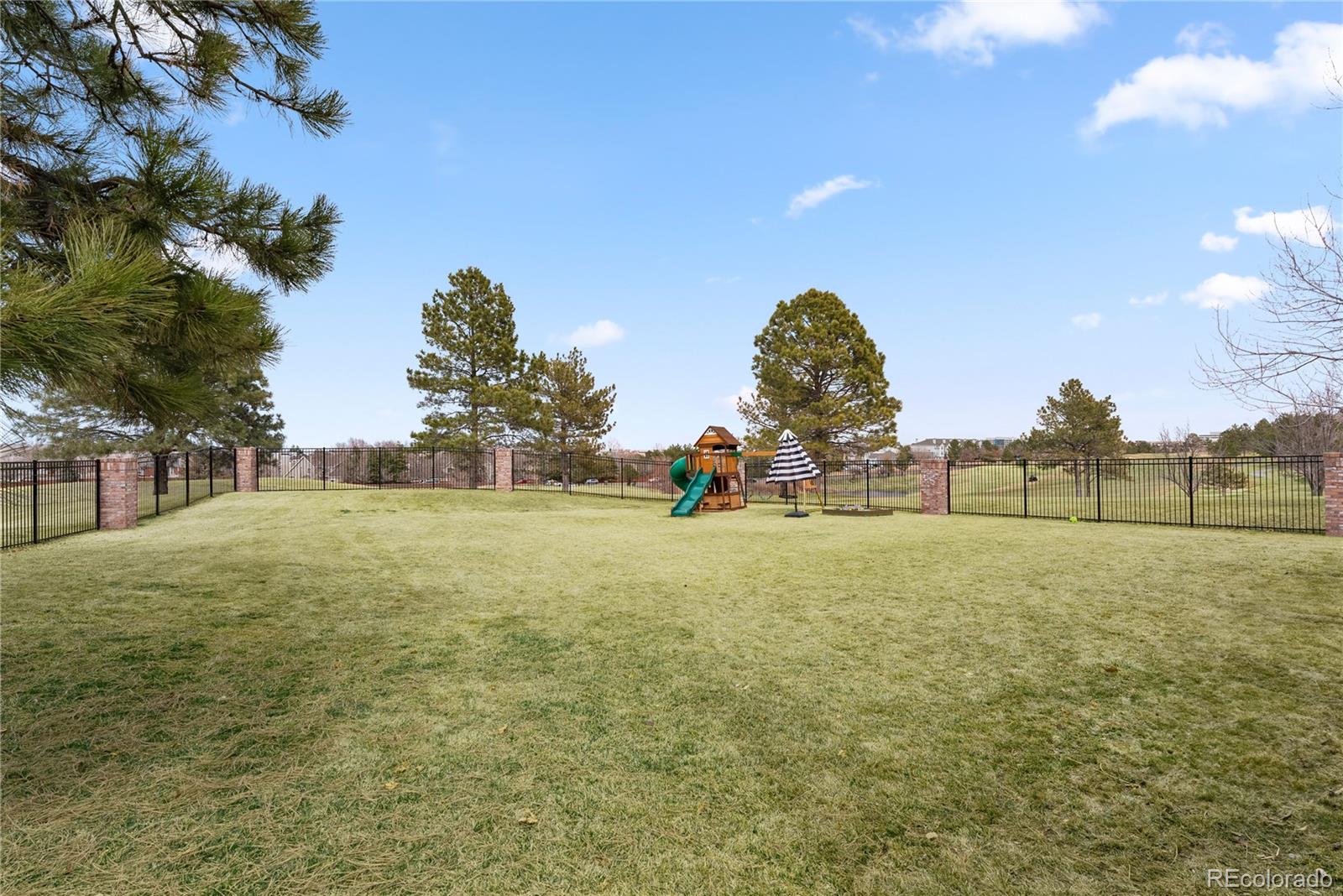 8425 Colonial Drive